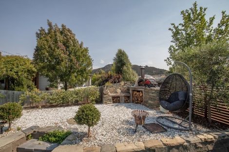 Photo of property in 26 Ash Avenue, Albert Town, Wanaka, 9305