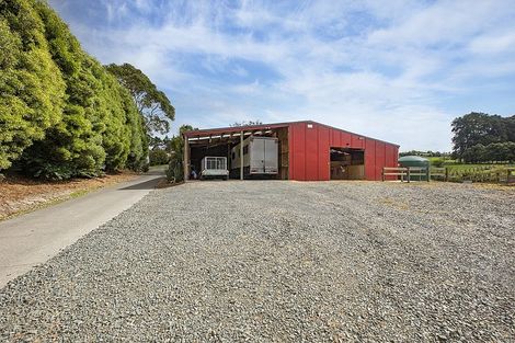 Photo of property in 17 Deacon Road, Riverhead, Kumeu, 0892