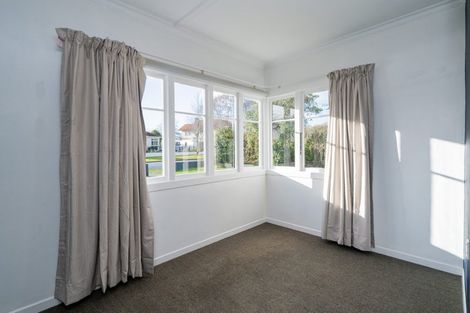Photo of property in 15 Mary Street, Winton, 9720