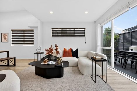 Photo of property in 41 Ascension Crescent, Orewa, 0931