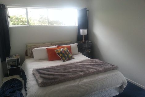 Photo of property in 76 Manuka Road, Glenfield, Auckland, 0629