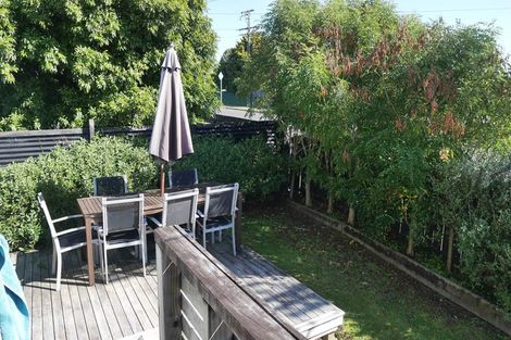 Photo of property in 140 Titirangi Road, New Lynn, Auckland, 0600