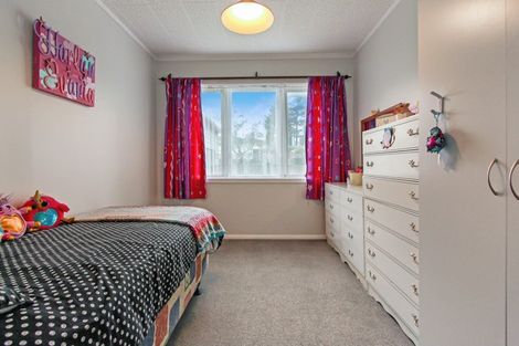 Photo of property in 26 Russell Road, Fairy Springs, Rotorua, 3015