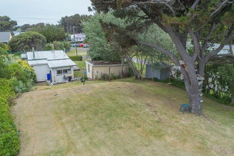 Photo of property in 36 Muapoko Street, Himatangi Beach, Foxton, 4891