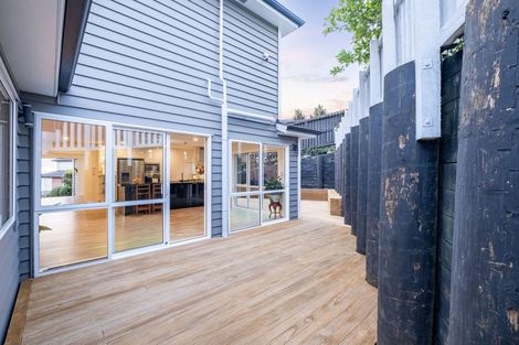 Photo of property in 108 Keri Vista Rise, Papakura, 2110