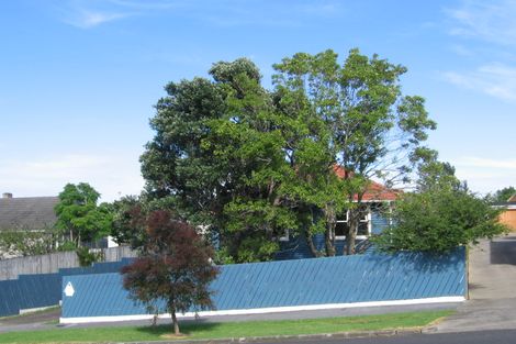 Photo of property in 7 Line Road, Glen Innes, Auckland, 1072