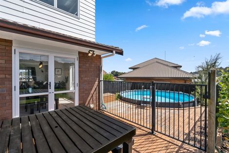 Photo of property in 7 Rarahu Place, The Gardens, Auckland, 2105