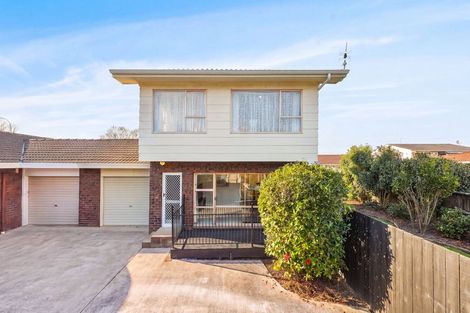 Photo of property in 2/23 Butley Drive, Farm Cove, Auckland, 2012