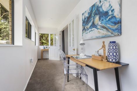 Photo of property in 15 Jays Road, Titirangi, Auckland, 0604