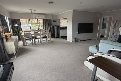 Photo of property in 1/26 Philson Terrace, Browns Bay, Auckland, 0630