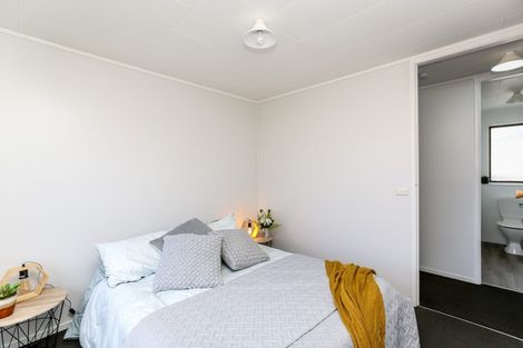 Photo of property in 72 Hume Street, Waitara, 4320