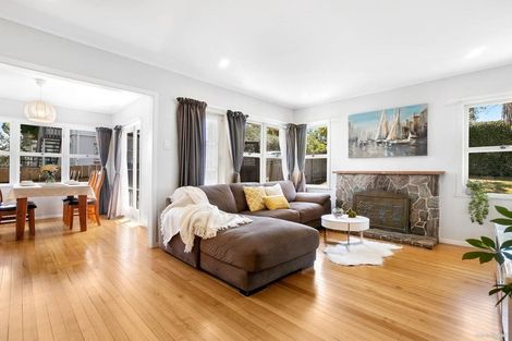 Photo of property in 9 Reiman Street, New Lynn, Auckland, 0600