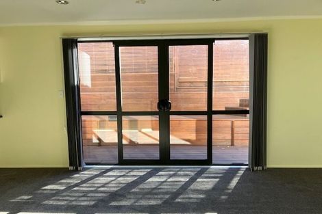 Photo of property in 43 Taioma Crescent, Te Atatu Peninsula, Auckland, 0610