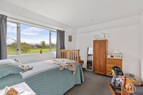 Photo of property in 6 Portland Street, Welcome Bay, Tauranga, 3112