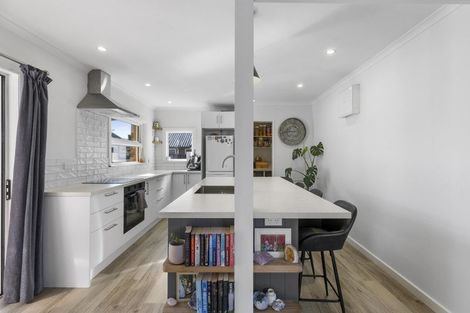 Photo of property in 37 Railway Road, Rangiora, 7400