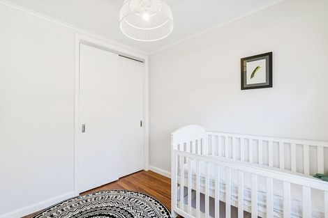 Photo of property in 35 Avondale Road, Avondale, Auckland, 1026