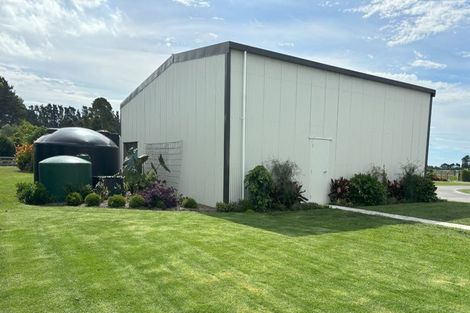 Photo of property in 60 Turangi Road, Motunui, Waitara, 4383