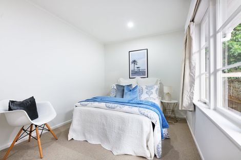 Photo of property in 22 Chilcott Road, Henderson, Auckland, 0612