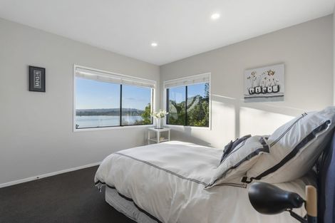 Photo of property in 109c Pah Road, Cockle Bay, Auckland, 2014
