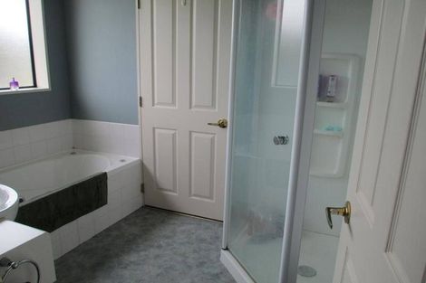 Photo of property in 22 Parkinson Place, Woodend, 7610