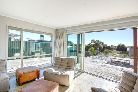 Photo of property in 17 Palmer Place, Taieri Beach, Taieri Mouth, 9091