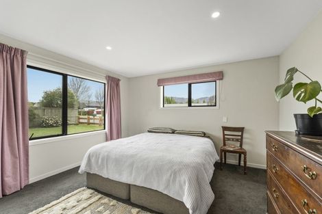 Photo of property in 18 Little Maude Drive, Lake Hawea, Wanaka, 9382