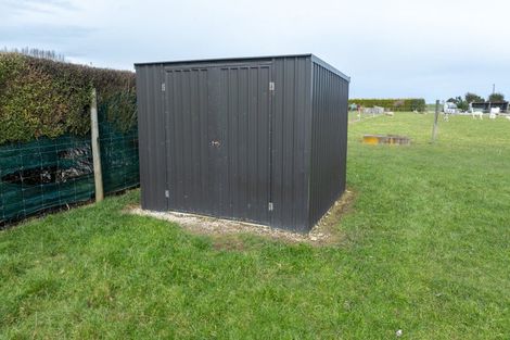 Photo of property in 24 Mckinnon Road, Edendale, Wyndham, 9893