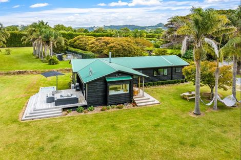 Photo of property in 244 Omaha Flats Road, Tawharanui Peninsula, Warkworth, 0986