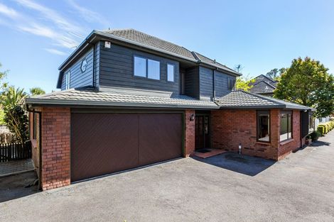 Photo of property in 2/54 Queens Grove, Hutt Central, Lower Hutt, 5010