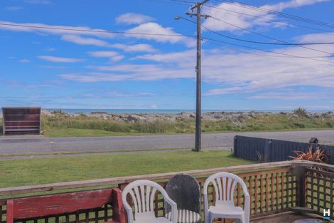 Photo of property in 98 Domett Esplanade, Cobden, Greymouth, 7802
