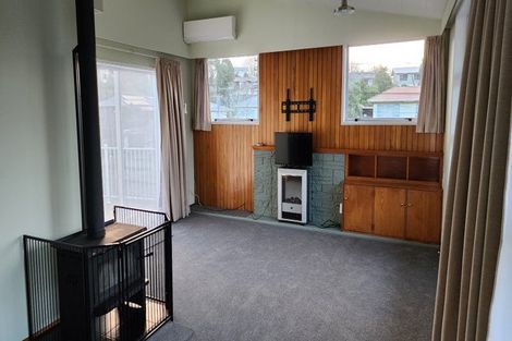 Photo of property in 29 Awanui Street, Merrilands, New Plymouth, 4312