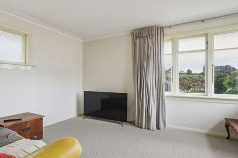 Photo of property in 122 Easther Crescent, Kew, Dunedin, 9012
