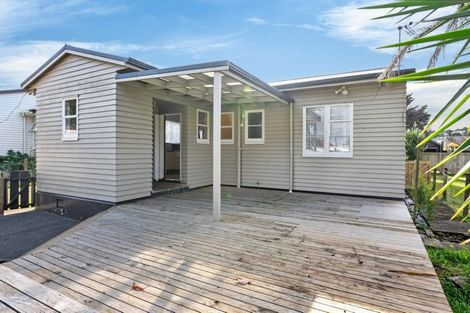 Photo of property in 23 Cairnfield Road, Kensington, Whangarei, 0112