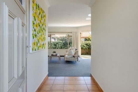 Photo of property in 52 Neeve Road, Taradale, Napier, 4112