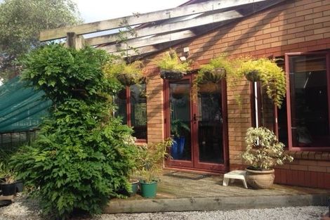 Photo of property in 15b Wilson Road, Glen Eden, Auckland, 0602