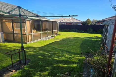 Photo of property in 4 Amdale Avenue, Broomfield, Christchurch, 8042