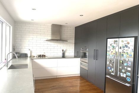 Photo of property in 76 Baylands Drive, Newlands, Wellington, 6037