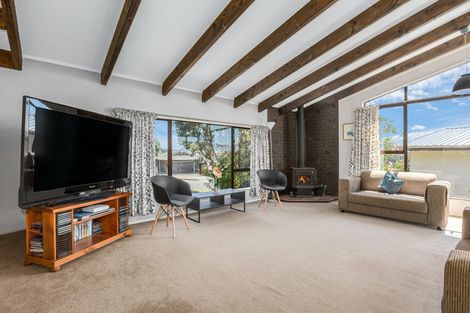 Photo of property in 23 Exploration Way, Whitby, Porirua, 5024