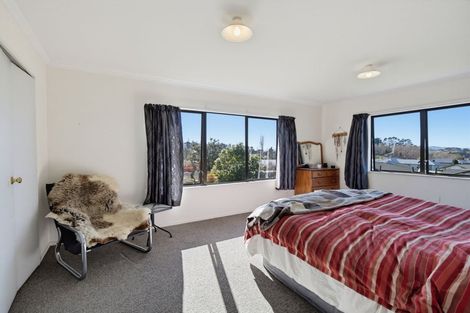 Photo of property in 35 Domain Road, Waipawa, 4210