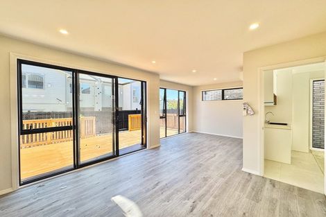 Photo of property in 1 Galloway Crescent, Farm Cove, Auckland, 2012