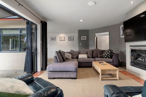 Photo of property in 174 Gravatt Road, Papamoa Beach, Papamoa, 3118