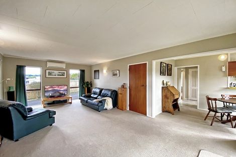 Photo of property in 16a Carter Drive, Pomare, Rotorua, 3015