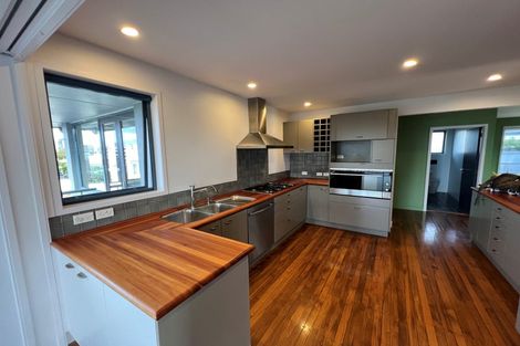 Photo of property in 190 Hurstmere Road, Takapuna, Auckland, 0622