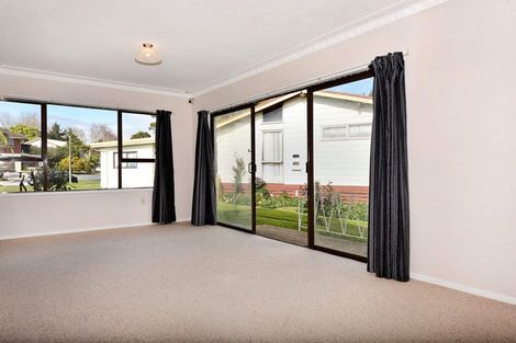 Photo of property in 2/222 Hillside Road, Papatoetoe, Auckland, 2025
