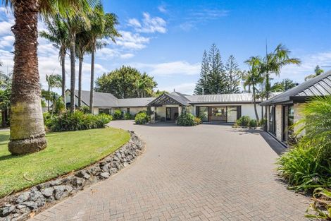 Photo of property in 349 Clifton Road, Whitford, Howick, 2571