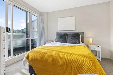Photo of property in Stadium Garden Flats, 403/107 Thorndon Quay, Pipitea, Wellington, 6011