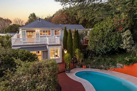 Photo of property in 77 Valley Road, Cashmere, Christchurch, 8022