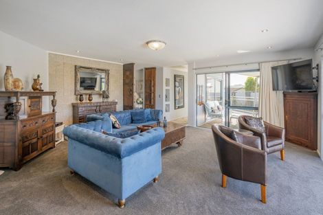 Photo of property in 103 Centennial Drive, Whitianga, 3510