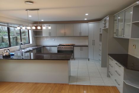 Photo of property in 10 Tekapo Rise, Fairview Heights, Auckland, 0632