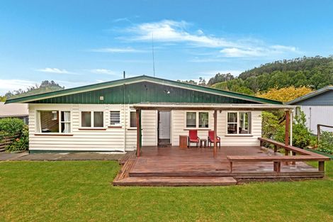 Photo of property in 19 Seddon Crescent, Whataupoko, Gisborne, 4010